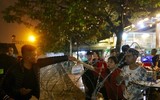 [ẢNH] Hàng rào thép gai dựng ngoài sân Mỹ Đình trước trận Việt Nam đấu UAE
