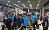 Những hình ảnh đầu tiên của U23 Việt Nam sau khi đặt chân đến Thái Lan