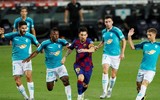 [ẢNH] Messi thất vọng não nề trong ngày Real Madrid tưng bừng nâng cúp