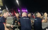 U22 Việt Nam ăn tôm hùm, tổ chức sinh nhật tập thể trong đêm cuối ở Hàn Quốc