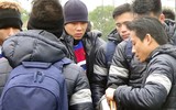 U23 Việt Nam mặc ấm, uống trà gừng để chống chọi cái lạnh ở Trung Quốc