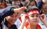[ẢNH] Nữ sinh trường Trương Định và Phùng Khắc Khoan khoe sắc trước trận chung kết
