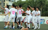 [ẢNH] THPT Trương Định lên ngôi vô địch sau loạt luân lưu nghẹt thở