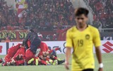 [ẢNH] Cầu thủ Malaysia buồn rười rượi khi nhìn ĐT Việt Nam đoạt cúp