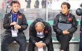 [ẢNH] Thầy trò ông Park cầu nguyện trước khi đá chung kết