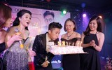 Ca sĩ Huy Cường bất ngờ làm MC trong sự kiện của cậu em Du Thiên