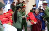 Công an quận Long Biên góp sức với đồng bào Quảng Bình thân yêu 