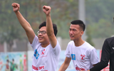 [ẢNH] Ngược chiều cảm xúc ở chung kết bóng đá học sinh THPT Hà Nội 2020