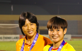 Cô trò Kim Chi phấn khích với chức vô địch lịch sử