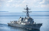 [ẢNH] Chiến hạm Mỹ lừng lững đi vào vùng tập trận trái phép của Trung Quốc