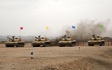 [ẢNH] Dù cố hết sức song xe tăng quốc bảo Trung Quốc vẫn thua Nga tại Tank Biathlon
