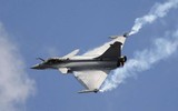[ẢNH] Đề phòng Trung Quốc, Ấn Độ cho ‘chiến thần’ Rafale rèn không chiến 