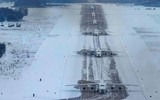 [ẢNH] Nga cho vận tải cơ quân sự lớn nhất thế giới thị uy màn 