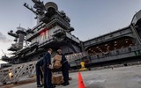 [ẢNH] Siêu tàu sân bay Mỹ tái bùng phát dịch Covid-19