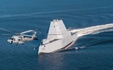 [ẢNH] Tàu khu trục tàng hình Mỹ điều khiển phi đội UAV sát thủ tạo thế trận kinh hoàng