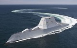[ẢNH] Tàu khu trục tàng hình Mỹ điều khiển phi đội UAV sát thủ tạo thế trận kinh hoàng