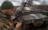[ẢNH] Ly khai Ukraine sử dụng xe bọc thép Mỹ, sự thật bất ngờ mà Ukraine muốn giấu kín
