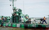 [ẢNH] Tàu pháo bọc thép của Nga vừa có động thái đặc biệt