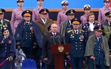 [ẢNH] Nga thị uy sức mạnh khủng khiếp qua cuộc duyệt binh mừng Ngày chiến thắng