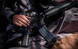 [ẢNH] Taliban khoe kho vũ khí Mỹ thu được từ quân đội chính phủ Afghanistan