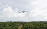[ẢNH] Mỹ bất ngờ tái triển khai ‘pháo đài bay’ B-52 tới đảo Guam