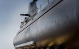 [ẢNH] Chiếc tàu ngầm bé nhỏ đánh bại hạm đội tàu sân bay Mỹ vào năm 2005