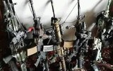 [ẢNH] 600.000 khẩu súng Mỹ các loại rơi vào tay Taliban