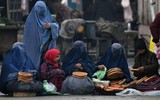 [ẢNH] Tại sao Taliban bất ngờ khuyến cáo phụ nữ Afghanistan ở nhà