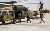 [ẢNH] Taliban bất ngờ khoe cảnh vận hành trực thăng 'Diều hâu đen' UH-60 của Mỹ