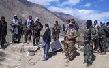 [ẢNH] Tajikistan và Taliban dàn quân sát biên giới, sẵn sàng cho tình huống xấu