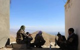 [ẢNH] 'Tan nhưng không rã', phe kháng chiến Afghanistan bắt đầu 'gặm nhấm' Taliban