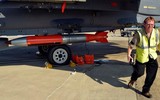 [ẢNH] ‘Cặp bài trùng’ tiêm kích F-35A mang bom hạt nhân B61-12 khiến đối thủ kinh sợ