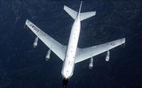 Trung Quốc nghi máy bay Mỹ 'chuyên đánh hơi hạt nhân' đang hoạt động ở Biển Đông