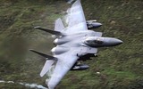 F-15E Strike Eagle Mỹ áp sát biên giới Ukraine giữa lúc miền Đông căng thẳng