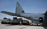 Vận tải cơ Mỹ thả thùng tên lửa diệt mục tiêu, mở ra chương mới trong tác chiến hiện đại