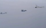 Máy bay ném bom hạt nhân Nga tuần tra bầu trời Belarus giữa cằng thẳng với Ukraine