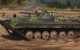 Xe chiến đấu bộ binh BMP-1 Ukraine bị pháo Nga 'xé toạc'