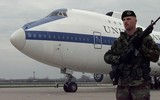 'Máy bay ngày tận thế' E-4B Mỹ bất ngờ xuất hiện trên Địa Trung Hải