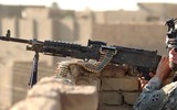 Mỹ bí mật cung cấp súng máy hạng nhẹ hiện đại M240L cho Ukriane