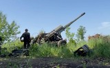 Quân ly khai dùng siêu pháo 2A36 Giatsint-B Liên Xô bắn dữ dội vào quân đội Ukraine