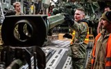 NATO cảnh báo không coi thường sức mạnh quân sự Nga sau khi họ rút khỏi Kherson