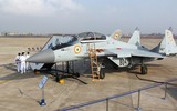 Kỷ nguyên mới cho Ấn Độ khi tiêm kích Tejas lần đầu cất, hạ cánh trên tàu sân bay nội địa