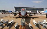 Trung Quốc ký 'thỏa thuận lịch sử' với UAE về máy bay huấn luyện L-15