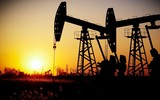 Doanh thu dầu khí Nga giảm gần 40%