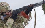 Điểm đến bất ngờ của hơn 2.000 khẩu AK-47 sau khi Mỹ tịch thu của Iran