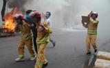 Huy động các lực lượng xử lý tình huống giả định cháy phức tạp tại cụm làng nghề Tân Triều