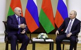 [ẢNH] Sáp nhập vào Nga là cơ hội cuối cùng cứu vãn quyền lực của ông Lukashenko?