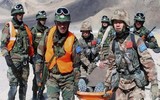 [ẢNH] Ấn Độ ‘ra đòn’ đáp trả việc lính Trung Quốc dùng vũ khí ‘lạnh’ tại biên giới