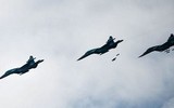 [ẢNH] Hàng chục máy bay Nga tấn công dữ dội phiến quân khủng bố tại Syria