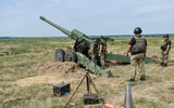 [ẢNH] Quân đội Ukraine tấn công dữ dội Donbass bằng pháo hạng nặng